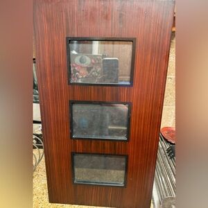 Wall hanging picture frame